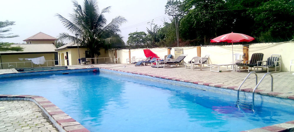 Tiffany Hotel And Towers Imogwu-Agwa Exterior foto